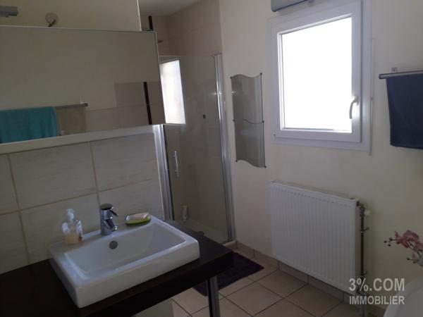 Grande Villa de 121m2 + 589m2 de Terrain + Piscine + Abri-voiture  Mours-Saint-Eusèbe (26540)