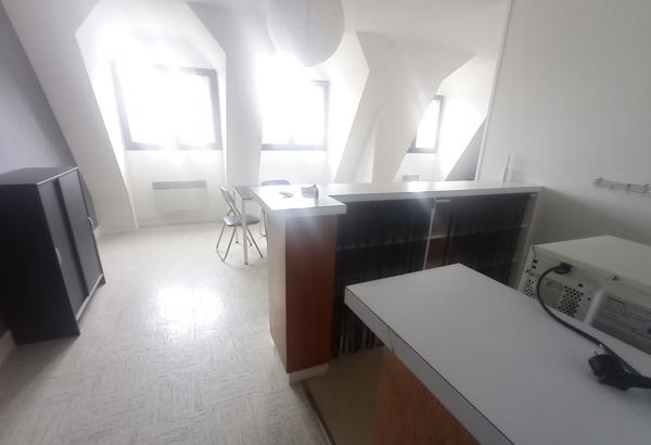 A louer APPARTEMENT F1bis / F2 CENTRE VILLE MONTLUCON Montlucon