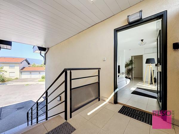 Terrasse 35 m² – Vue exceptionnelle sur les montagnes