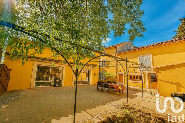 Maison à vendre 10 pièces 325 m² Camaret-sur-Aigues
