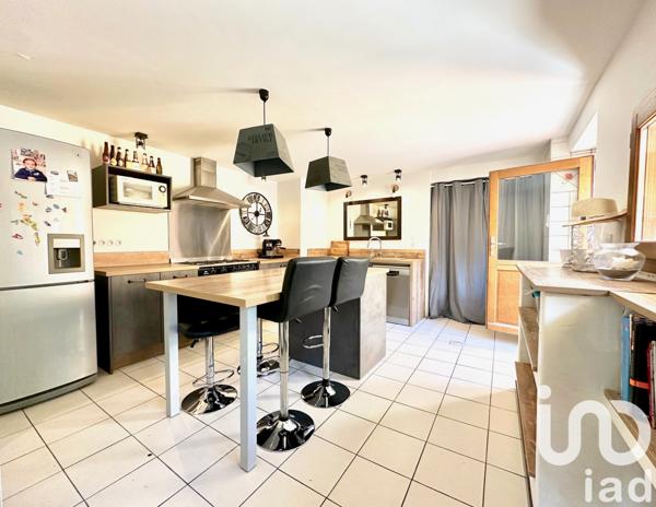 Maison à vendre 10 pièces 325 m² Camaret-sur-Aigues