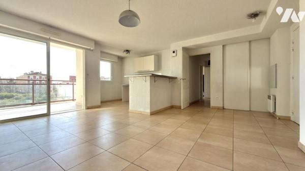 DRAGUIGNAN - Appartement 3 pièces avec terrasse, résidence récente avec piscine