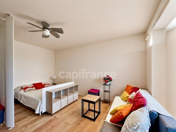 Pyrénées Orientales (66) - À vendre – Studio rénové avec loggia – Quartier du Castillet à Perpignan Centre