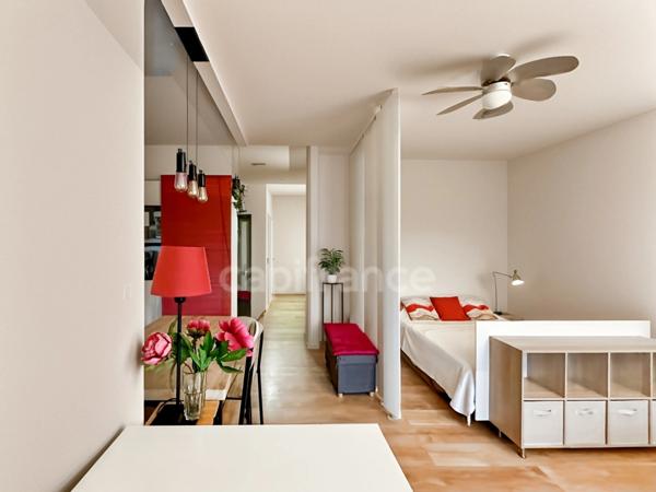 Pyrénées Orientales (66) - À vendre – Studio rénové avec loggia – Quartier du Castillet à Perpignan Centre