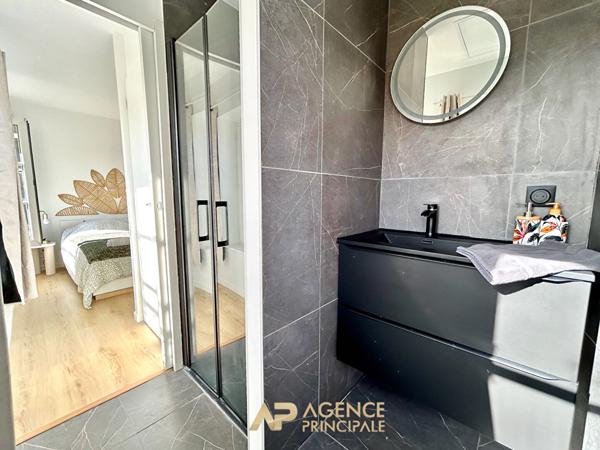 Appartement La Rochelle 2 pièce(s) 36.13 m2 €340 000 ** - Référence MR647D-3