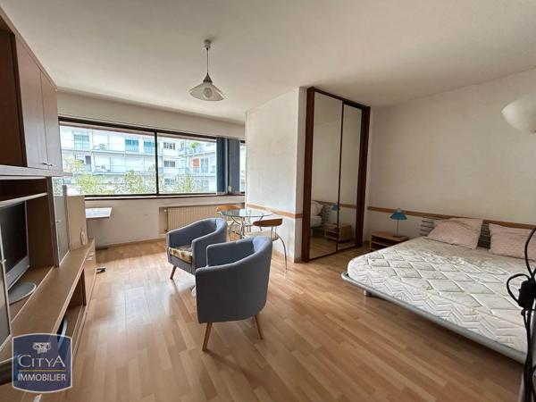 Appartement à louer 1 pièce 31.25m² Pau (64000)