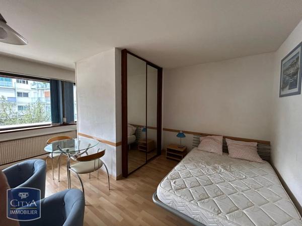 Appartement à louer 1 pièce 31.25m² Pau (64000)