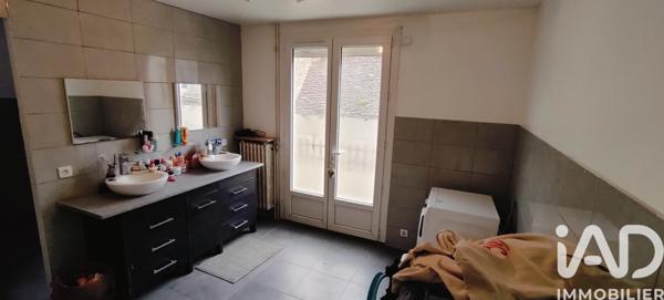 Maison à vendre 6 pièces 197 m² Montmorot