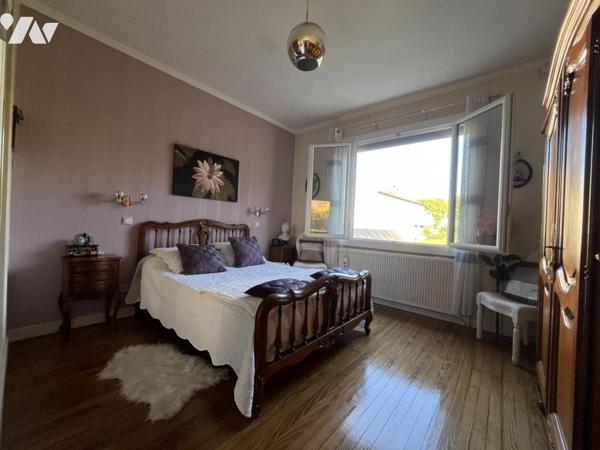 PIERRELATTE, VILLA SUR 2 NIVEAUX 