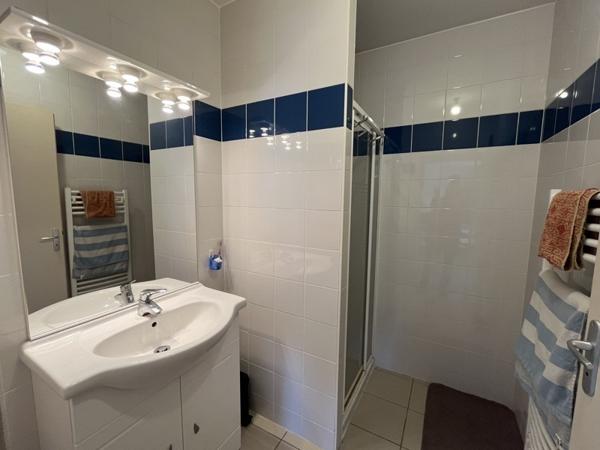Appartement à louer 645 € CC LE POIRE SUR VIE 3 p 66 m² DPE D