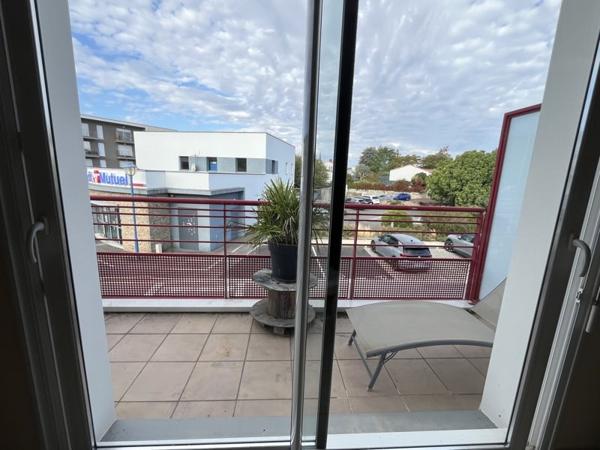 Appartement à louer 645 € CC LE POIRE SUR VIE 3 p 66 m² DPE D