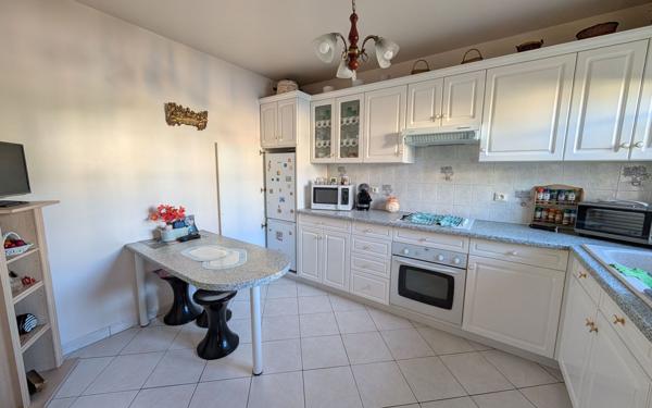 Maison à vendre    6 pièces • 101 m2 Sucy-en-Brie