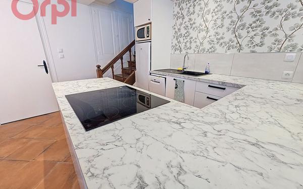 Maison à vendre    5 pièces • 117 m2 Saint-Clément