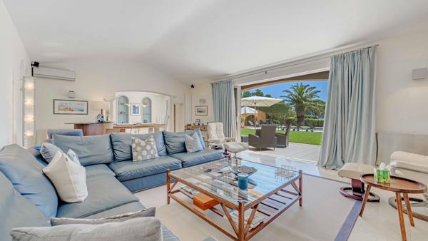 Vente Bastide Cavalaire-sur-Mer 12 Pièces 495 m²