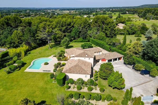 Vente Maison de luxe Aix-en-Provence 8 Pièces 280 m²