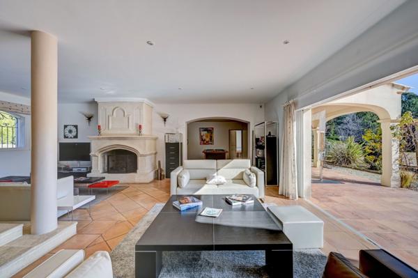 Vente Maison de luxe Aix-en-Provence 8 Pièces 280 m²