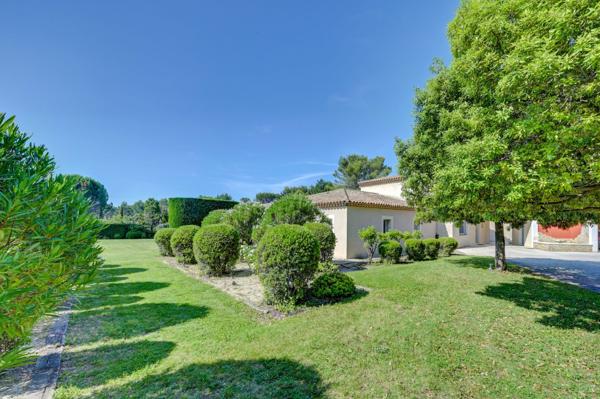 Vente Maison de luxe Aix-en-Provence 8 Pièces 280 m²