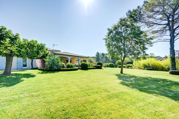 Vente Maison de luxe Aix-en-Provence 8 Pièces 280 m²