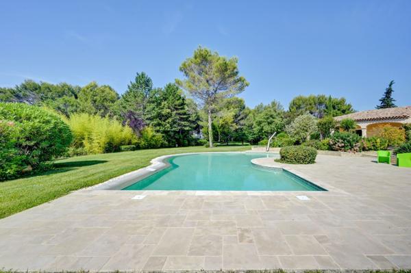 Vente Maison de luxe Aix-en-Provence 8 Pièces 280 m²