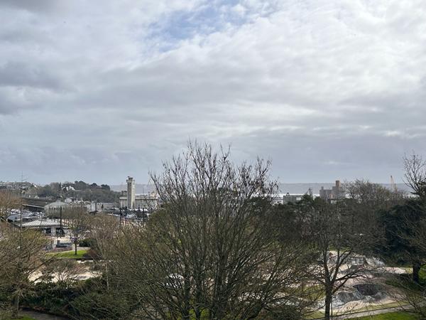 TRIANGLE D'OR - APPARTEMENT AVEC ASCENSEUR 100m²