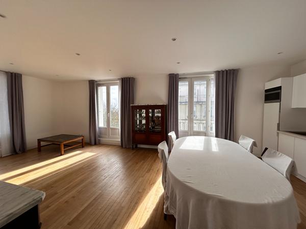 TRIANGLE D'OR - APPARTEMENT AVEC ASCENSEUR 100m²