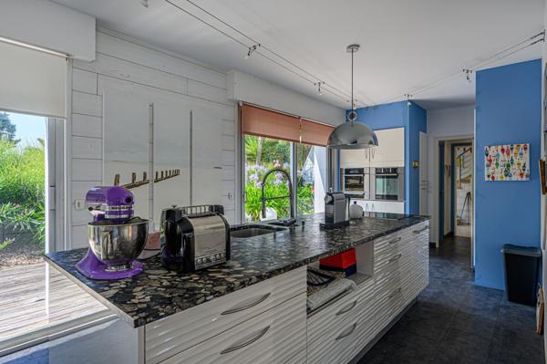 Vente Maison de luxe Plouhinec 9 Pièces 266 m²