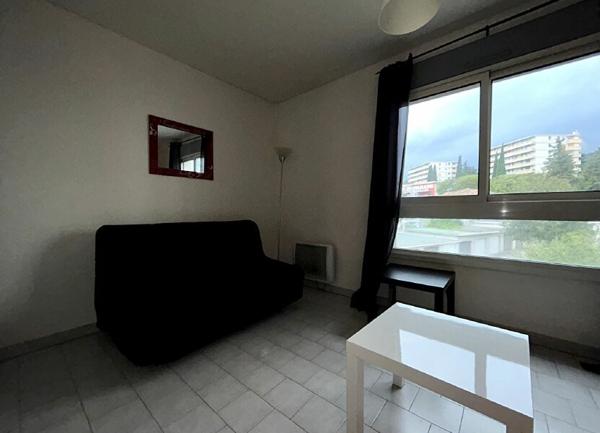 Appartement à vendre    20 pièces • 23 m2 Nîmes