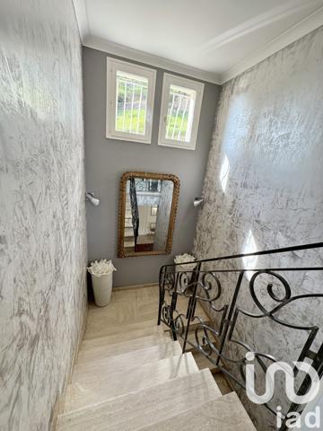 Maison à vendre 6 pièces 209 m² Saint-Jean-de-Muzols