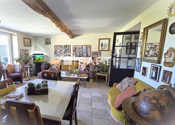 Maison de village avec beau jardin et vue dégagée