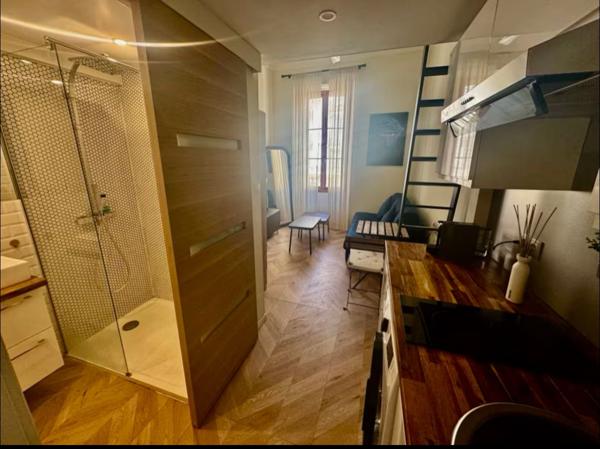 A VENDRE / NICE CARRE D'OR : Charmant studio
