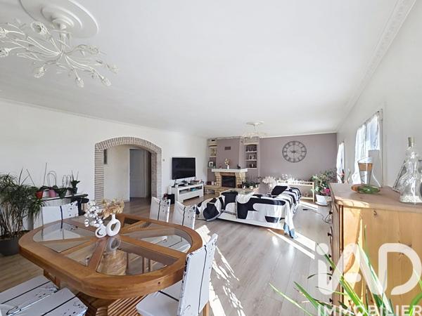 Maison à vendre 8 pièces 259 m² Villebon-sur-Yvette