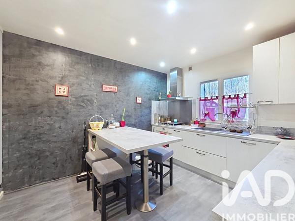 Maison à vendre 8 pièces 259 m² Villebon-sur-Yvette