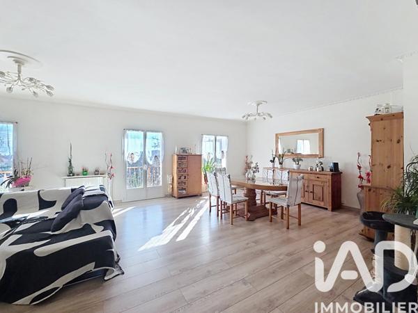 Maison à vendre 8 pièces 259 m² Villebon-sur-Yvette
