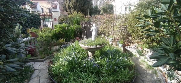 Appartement à vendre    3 pièces • 70 m2 Toulon