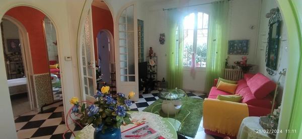 Appartement à vendre    3 pièces • 70 m2 Toulon