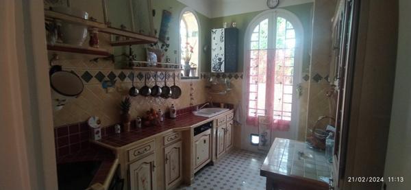 Appartement à vendre    3 pièces • 70 m2 Toulon