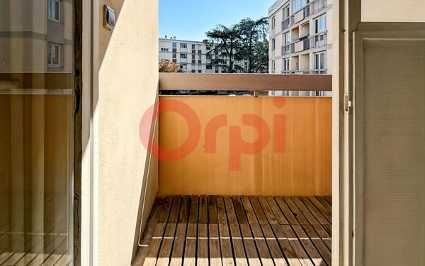 Appartement à vendre    1 pièce • 30,62 m2 Bron
