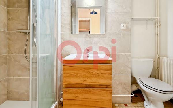 Appartement à vendre    1 pièce • 30,62 m2 Bron