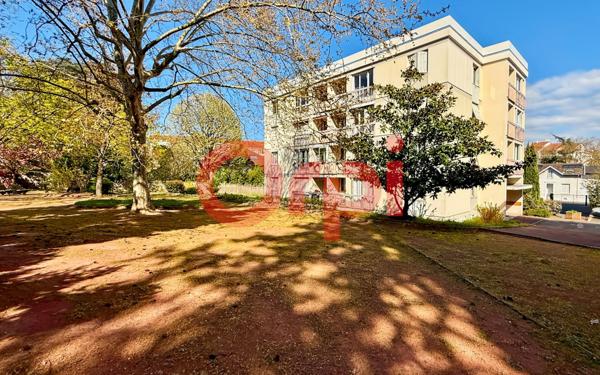 Appartement à vendre    1 pièce • 30,62 m2 Bron