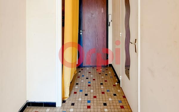 Appartement à vendre    1 pièce • 30,62 m2 Bron