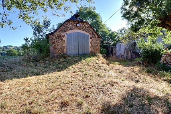 Maison à rénover à Maleville - Fort potentiel
