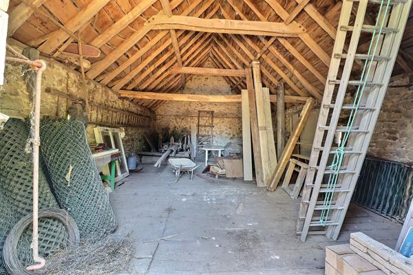 Maison à rénover à Maleville - Fort potentiel