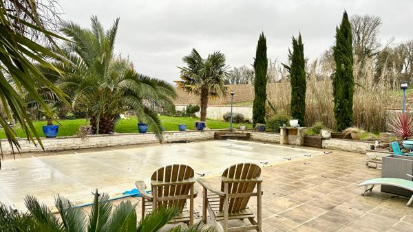 joli maison en pierres