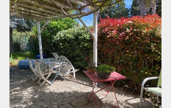 Vente Villa de plain-pied avec jardin de 350 M2 Meze   