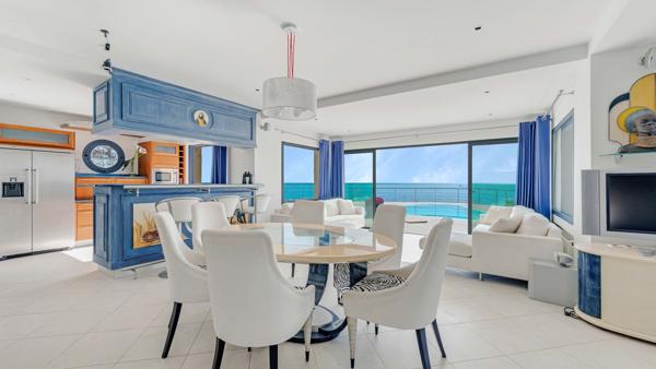 Vente Villa de luxe Les Issambres 7 Pièces 288 m²