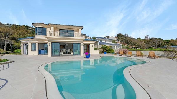 Vente Villa de luxe Les Issambres 7 Pièces 288 m²