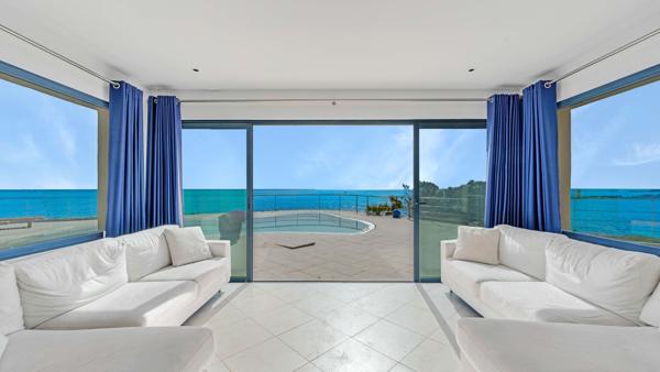 Vente Villa de luxe Les Issambres 7 Pièces 288 m²