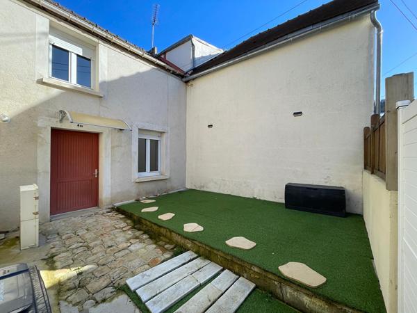 Maison de ville Grisy Suisnes 2 pièces 43 m2 avec terrasse de 28 m²