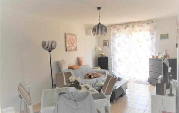 Vente Appartement P2 Avec balcon Saint-gilles   