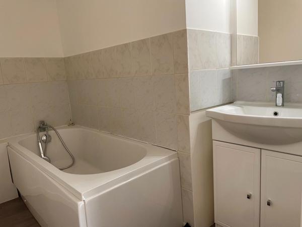 ? Nouveauté à découvrir ! Le charme du duplex en plein cœur d'Abbeville, à seulement 20 minutes de la Baie de Somme !